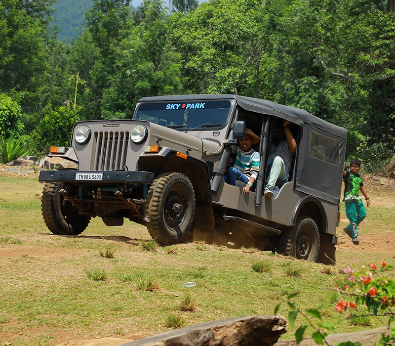 Jeep Off-Road Adventure in Yercaud Skypark