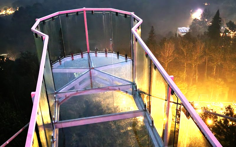glass-sky-walk